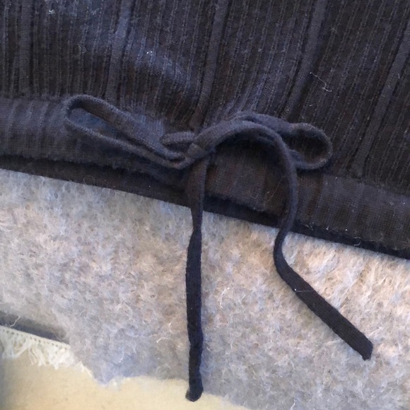 A.P.C. Taeko 100% Wool Sweater Navy M - Picture 9 of 10